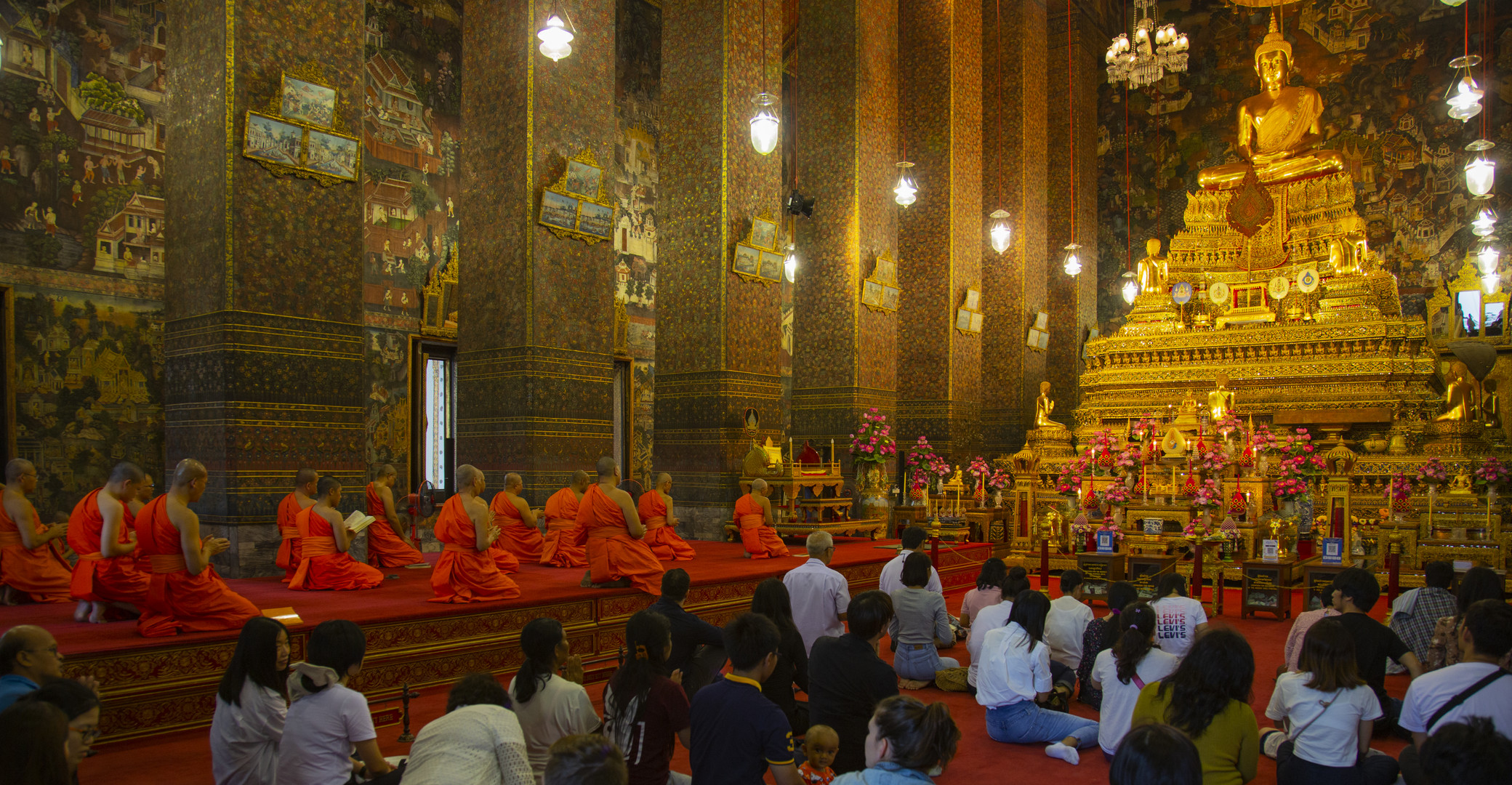 Meditation der Mönche in Bangkok