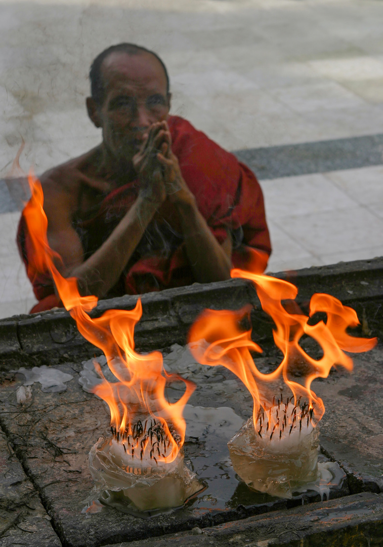 Meditation in Yangon