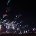 Meer aus/und Feuerwerk