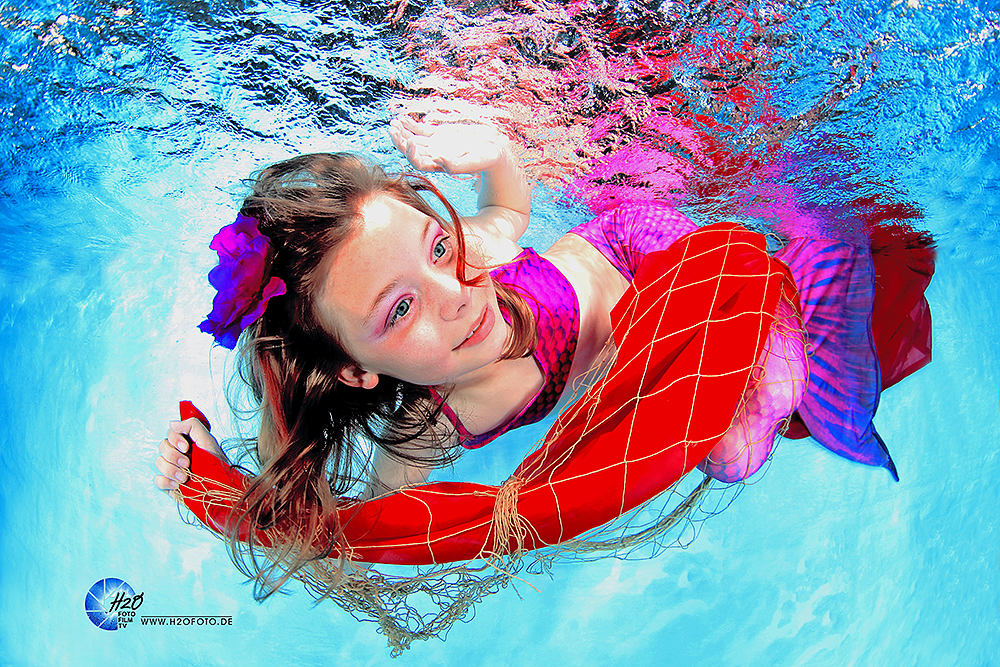 Meerjungfrauen unterwasser portrait by www.H2OFoto.de