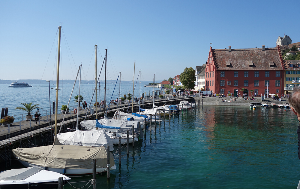 Meersburg Hafeineinfahrt, Meersburg im September