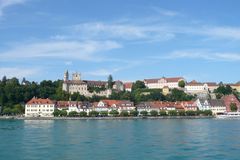 Meersburg vom Wasser aus.