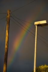 Mega-Regenbogen, ganz kurz vor Sonnenuntergang