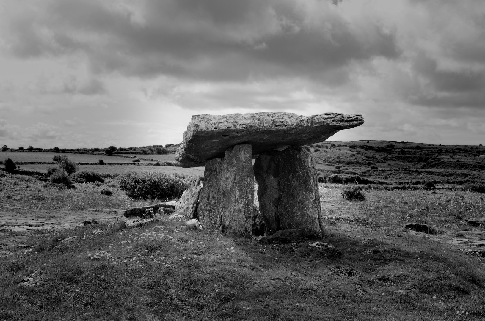 ... megalithic grave s/w ...