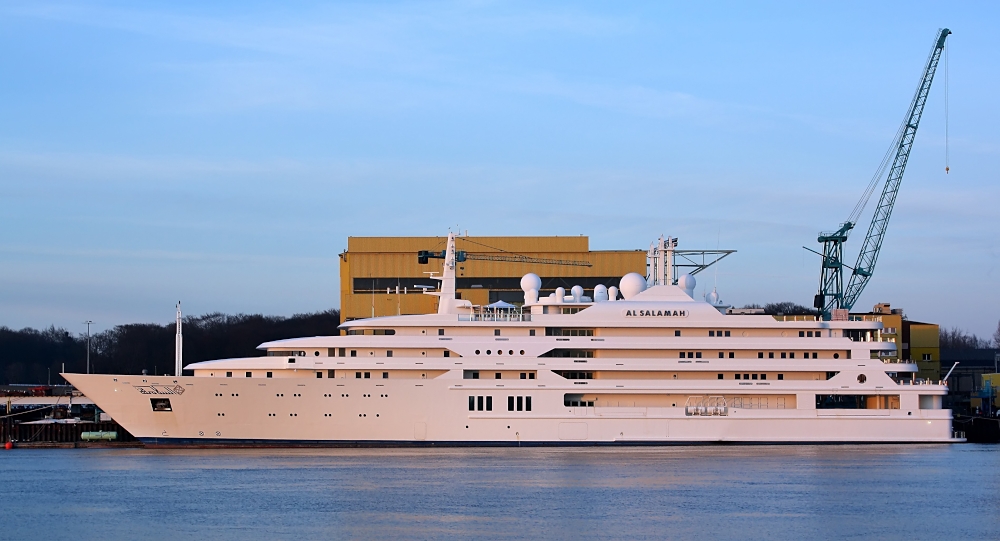 Megayacht "AL SALAMAH"