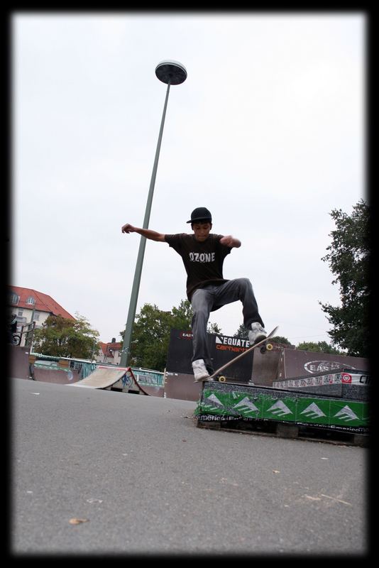 Meik Schönfeld - Backside Bluntslide