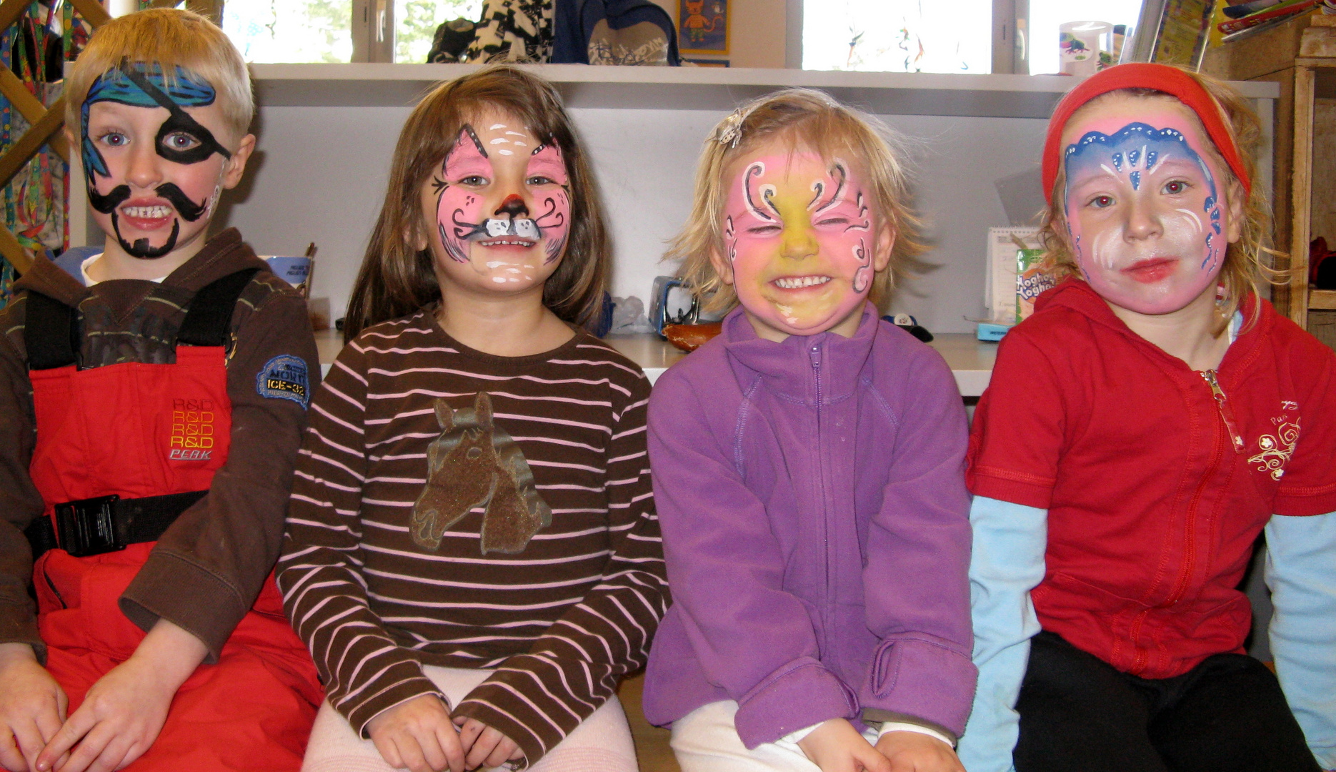 Meike , Thijs , Fenna , Andrea.