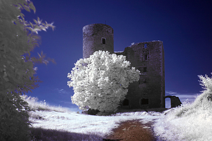 Mein 1. Versuch mit IR - Burg Arnstein im ML