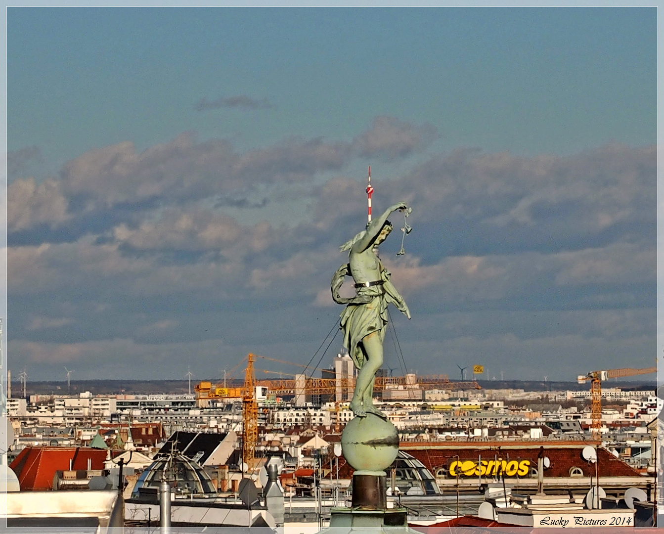 Mein Beitrag zum Donauturmstatuencosmos