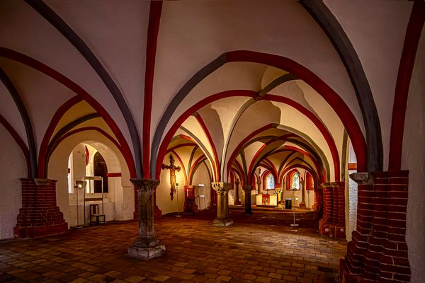 Mein Blick in die Krypta des Domes St. Peter und Paul