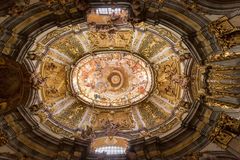 Mein "Blick nach oben" in der Asamkirche St. Georg ( Weltenburg ) 