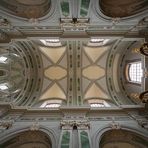 Mein "Blick nach oben" in der Jesuitenkirche (Mannheim)