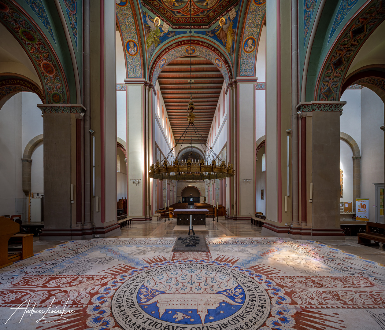 Mein "Blick nach westen" in der Basilika St.Godehard Hildesheim