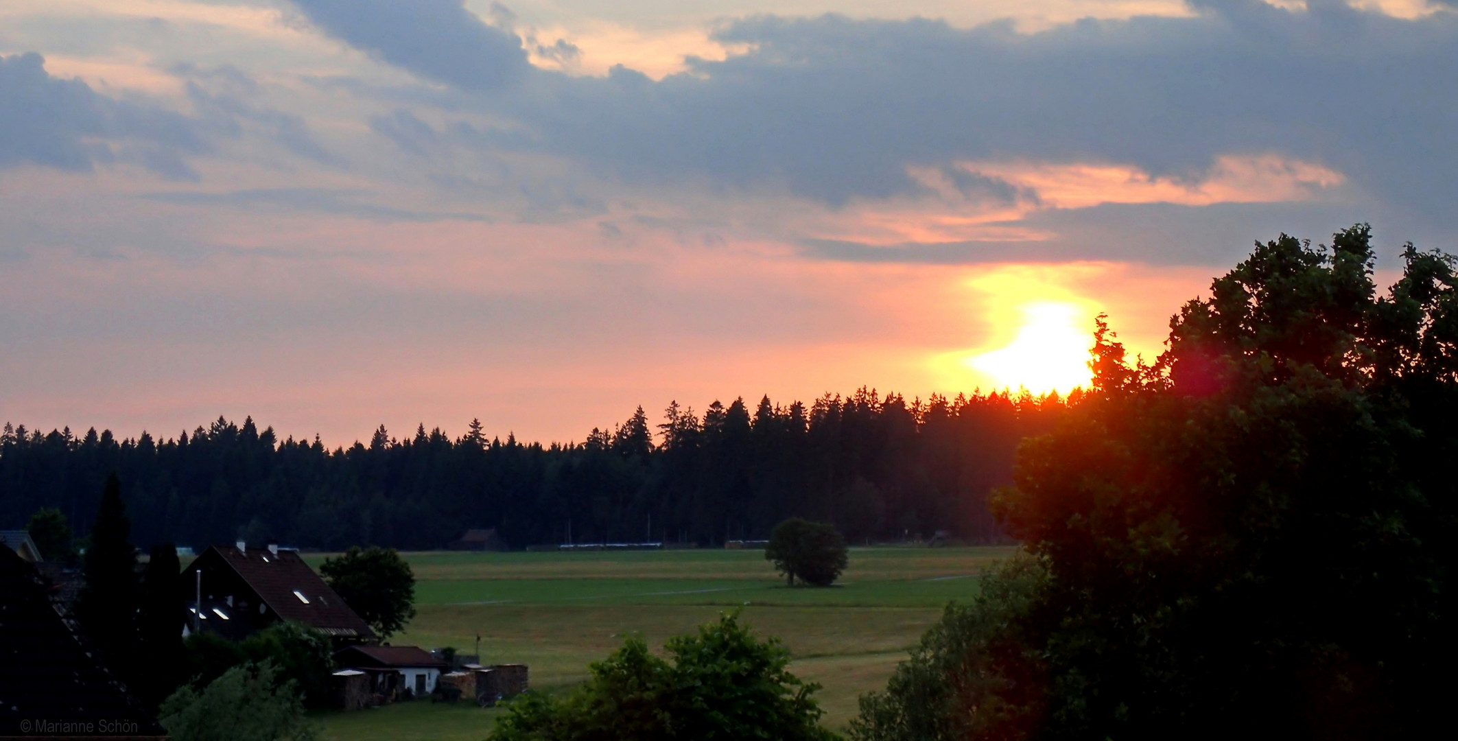 Mein Blick vom Balkon bevor die Sonne schlafen ging...