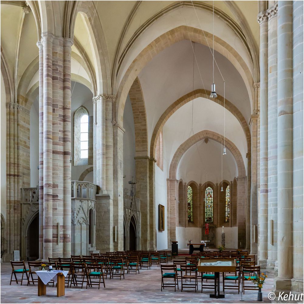 Mein Blick zum Altar - Klosterkirche St. Marien und St. Cyprian Nienburg