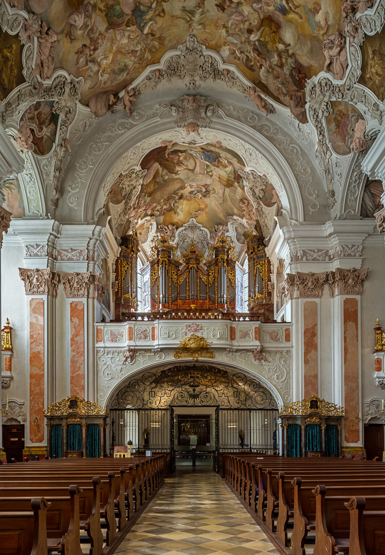  Mein „Blick zur Orgel“ in der Abteikirche St. Michael Metten