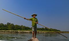 Mein Bootsführer im Chitwan Nat. Park