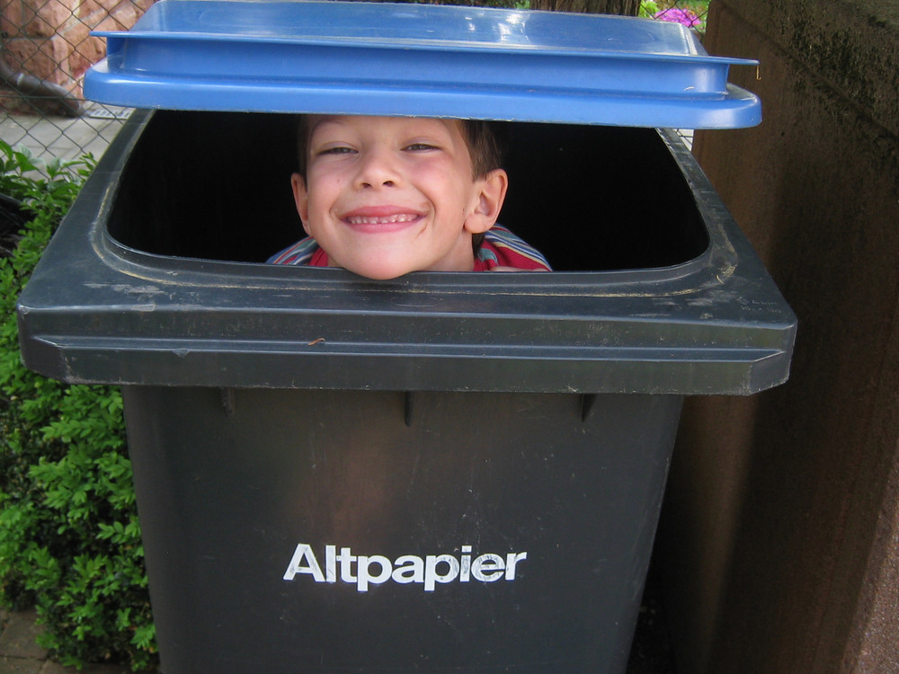 mein Bruder in der Tonne