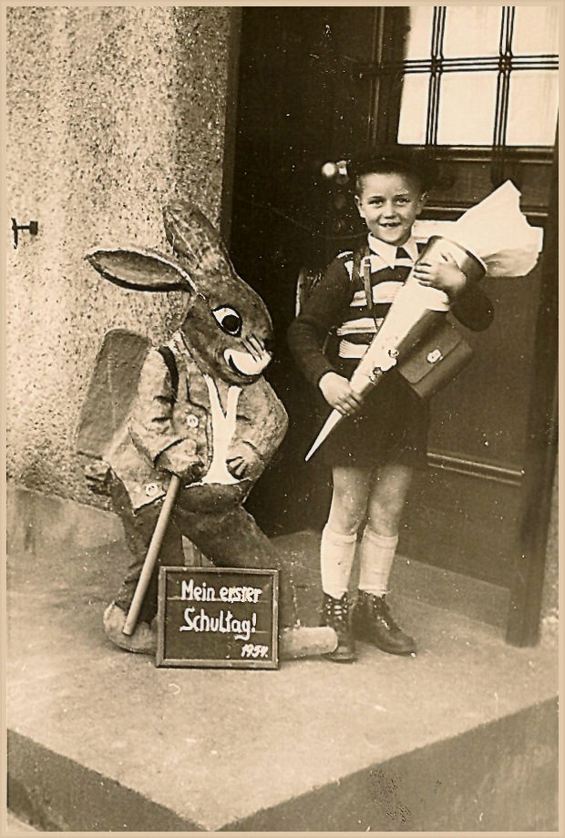 Mein Cousin bei seiner Einschulung 1954...