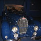 mein Favorit....BUGATTi , ganz in Blau