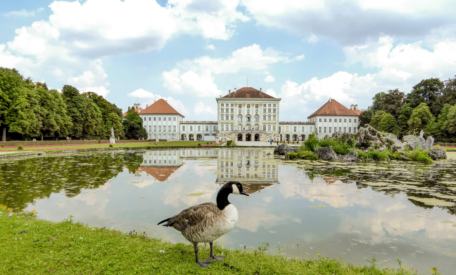 "Mein Garten, mein Haus, mein Pool"