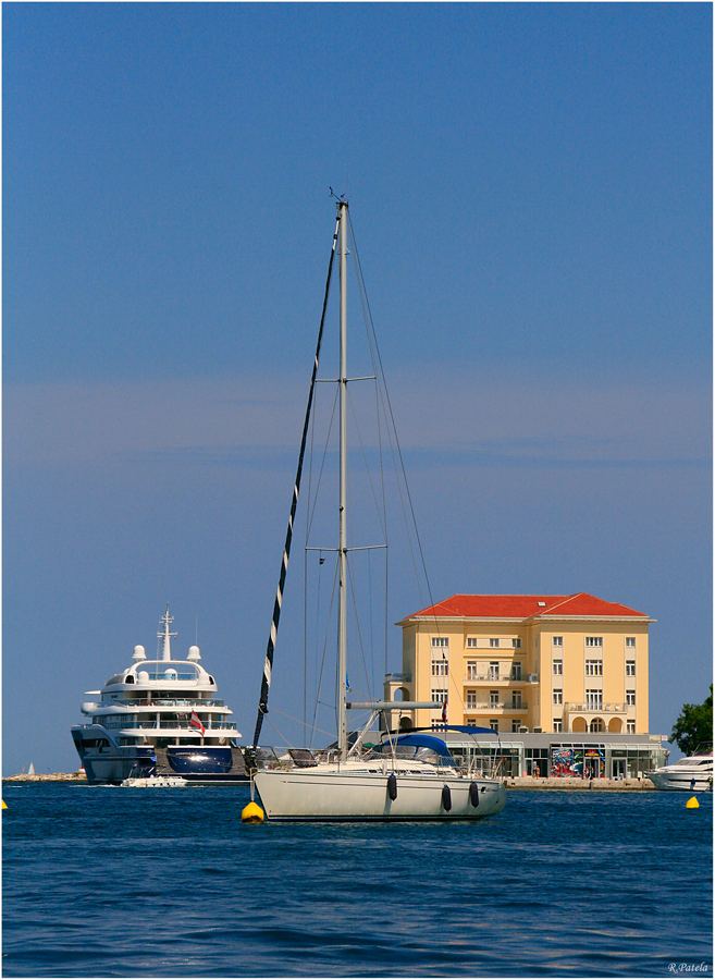 Mein Haus, mein Boot, mein Schiff