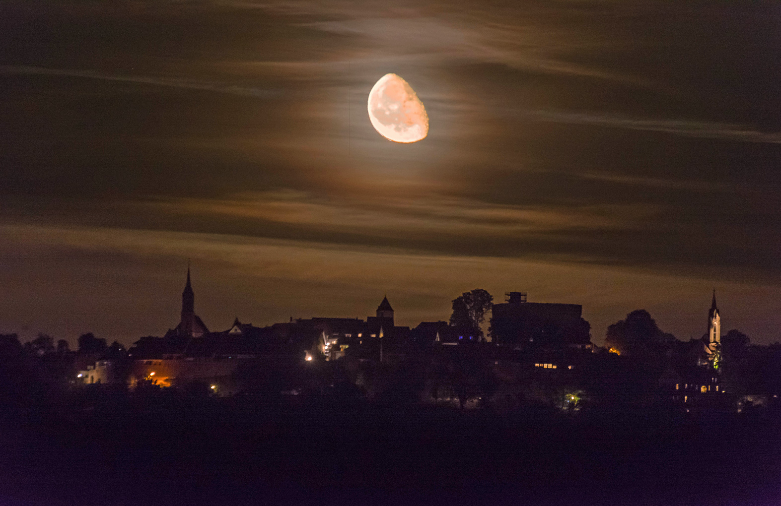 Mein Hausberg heute Nacht