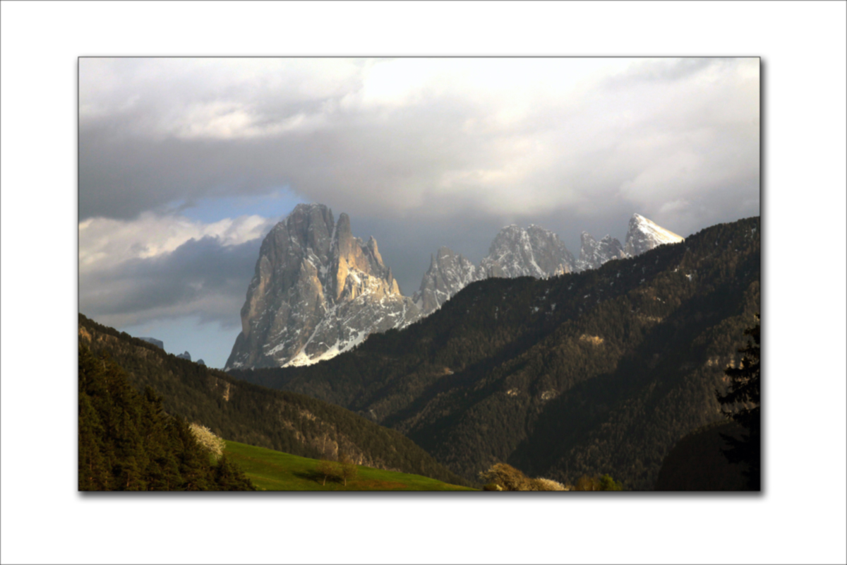 Mein Hausberg im Frühling