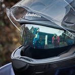 "Mein Helm, mein Motorrad, meine Kamera"