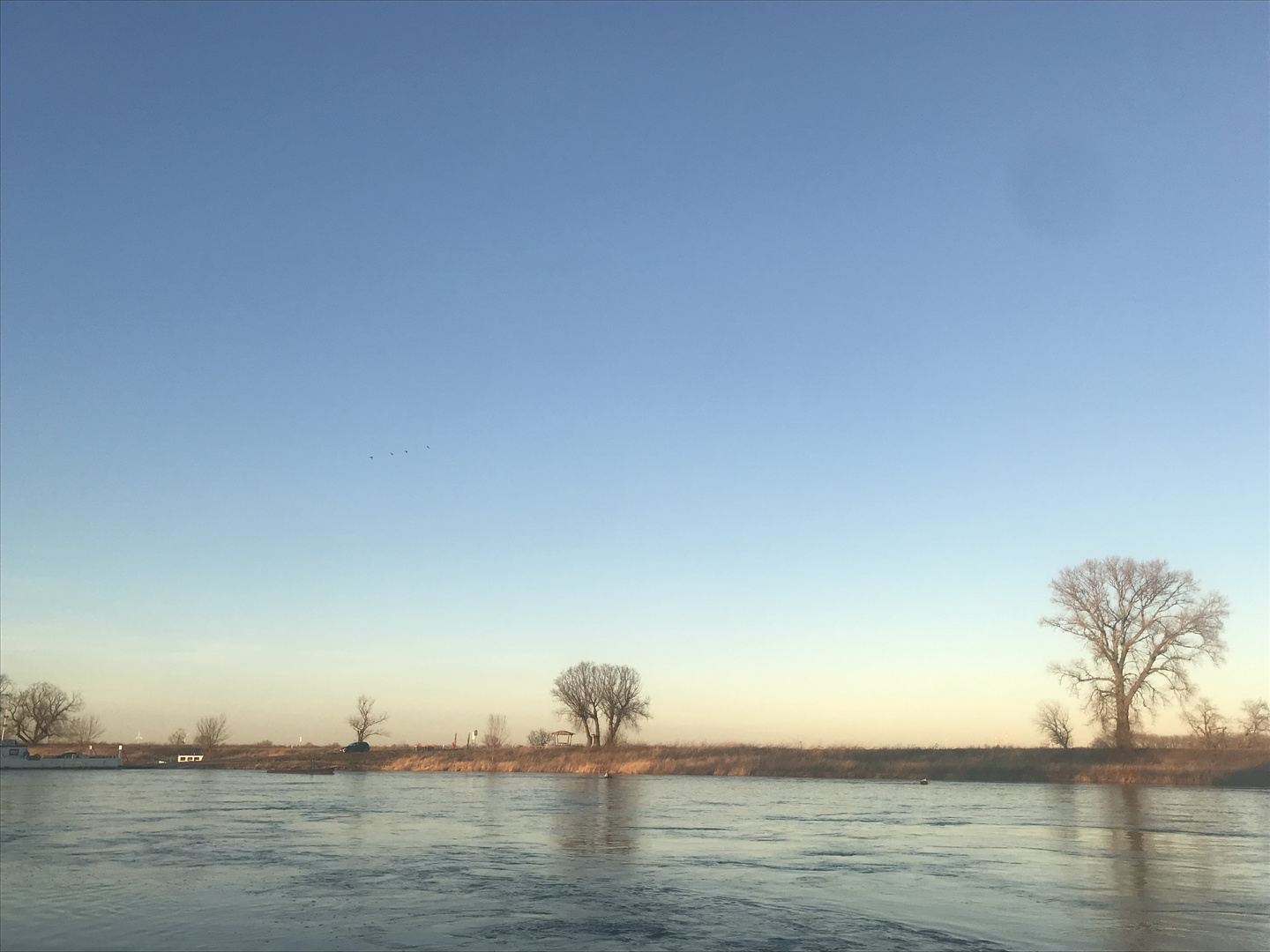 mein Herz hab ich an der Elbe verloren...