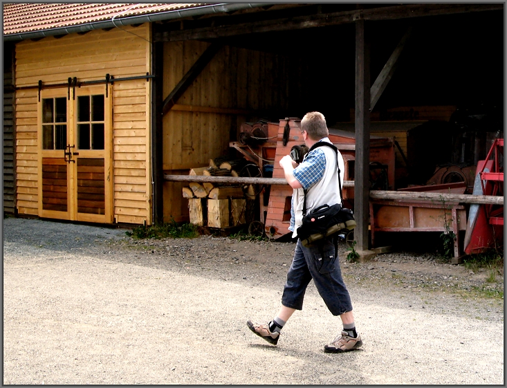 Mein Mann beim fotografieren in Hessenpark