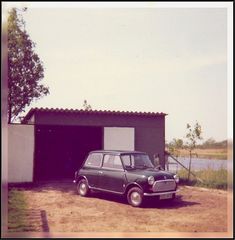 Mein MINI 1973. Zuhause in Ostfriesland.