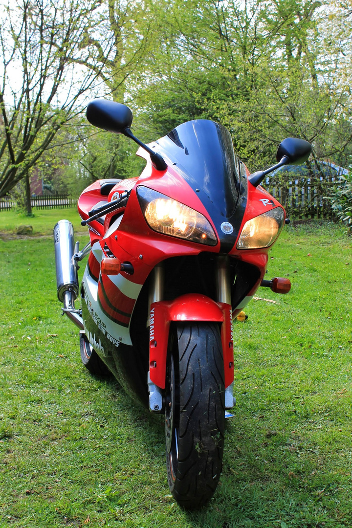 Mein Motorrad Yamaha R1 RN04