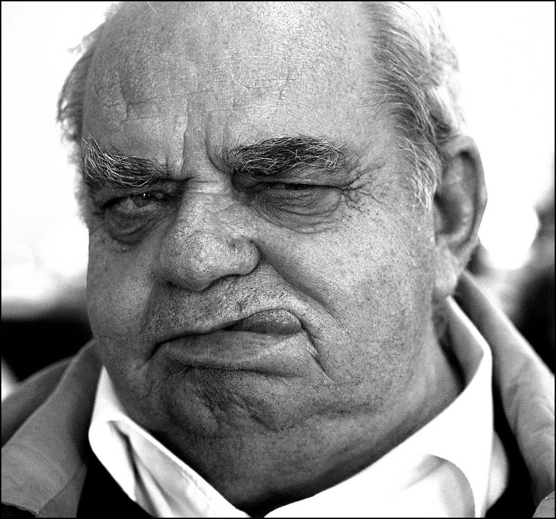 opa haqida tasirli sherlar mp3