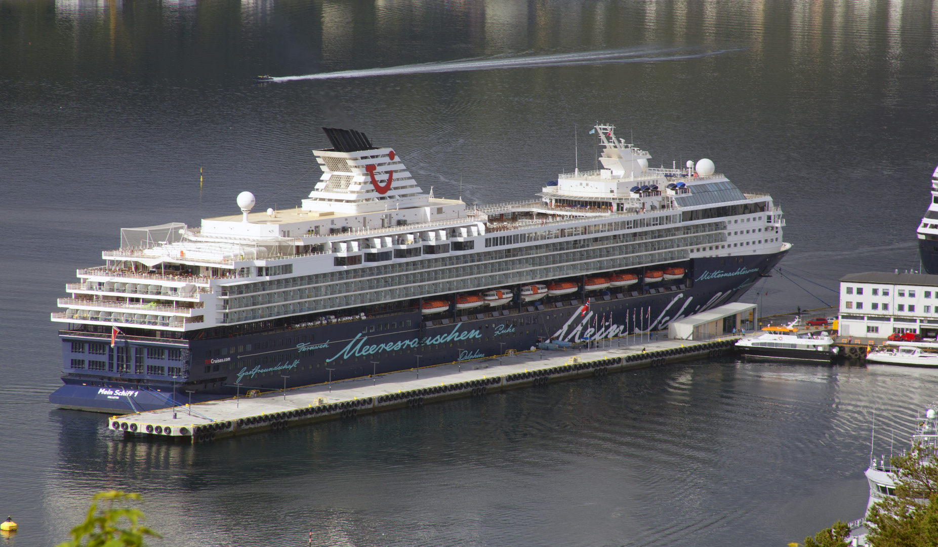 Mein Schiff 1,