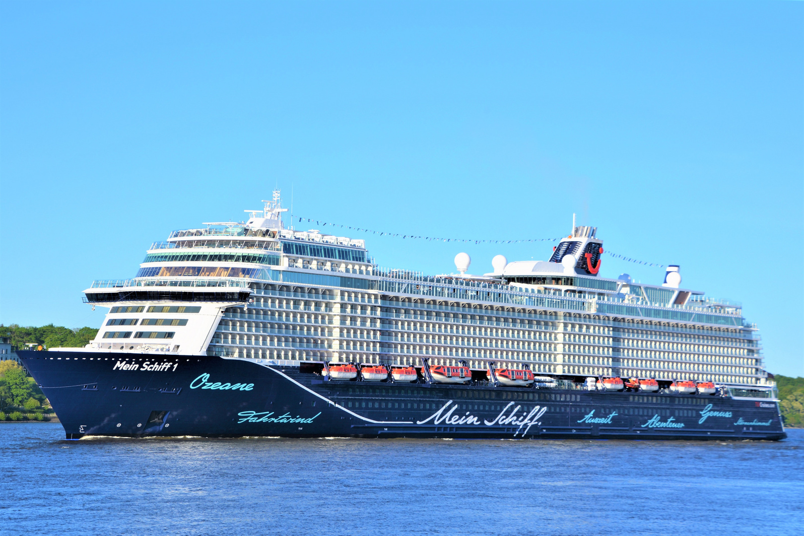 MEIN SCHIFF 1 Foto &amp; Bild fotos, nikon, world Bilder auf
