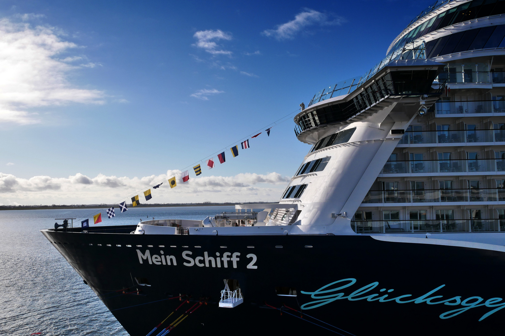 Mein Schiff 2 Foto & Bild | industrie und technik, technik ...