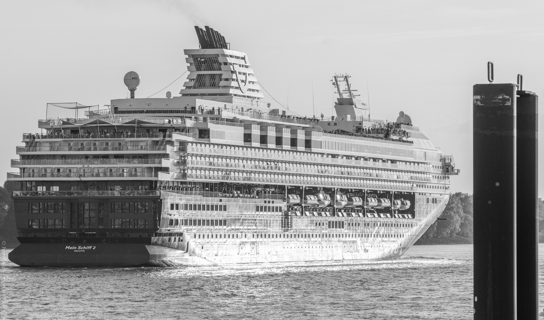 Mein Schiff 2 in Hamburg