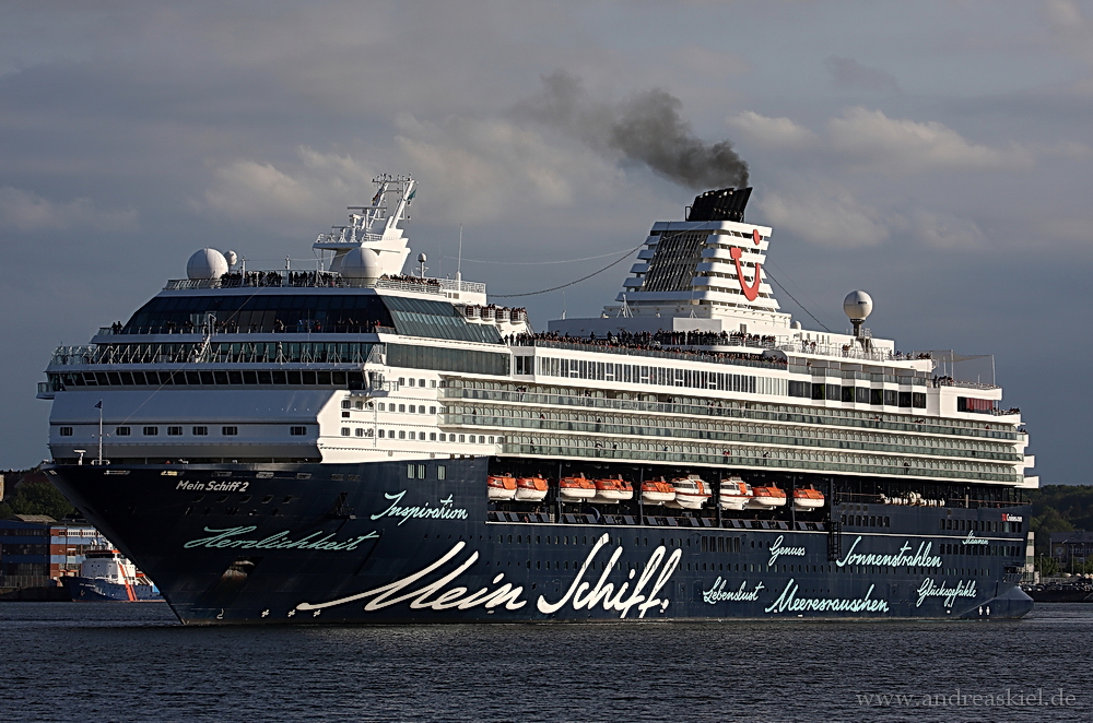 &quot;Mein Schiff 2&quot; Kiel 17.05.2012 Foto &amp; Bild schiffe und seewege