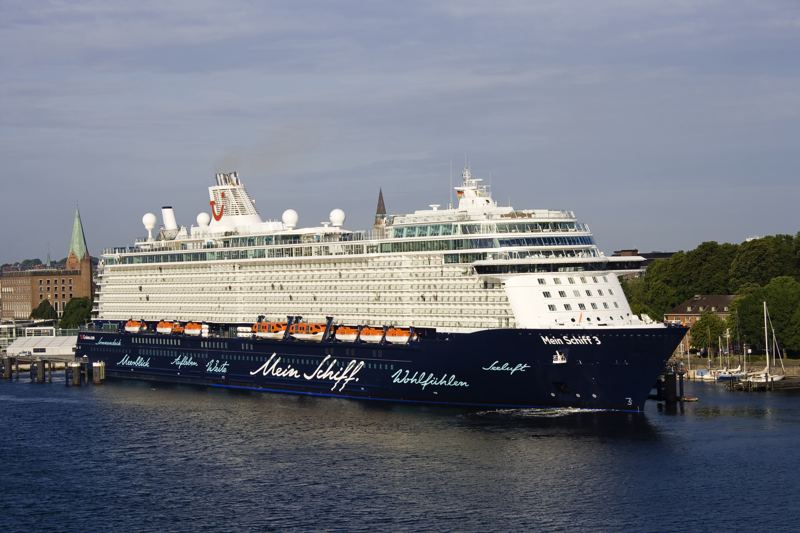 Mein Schiff 3 in Kiel