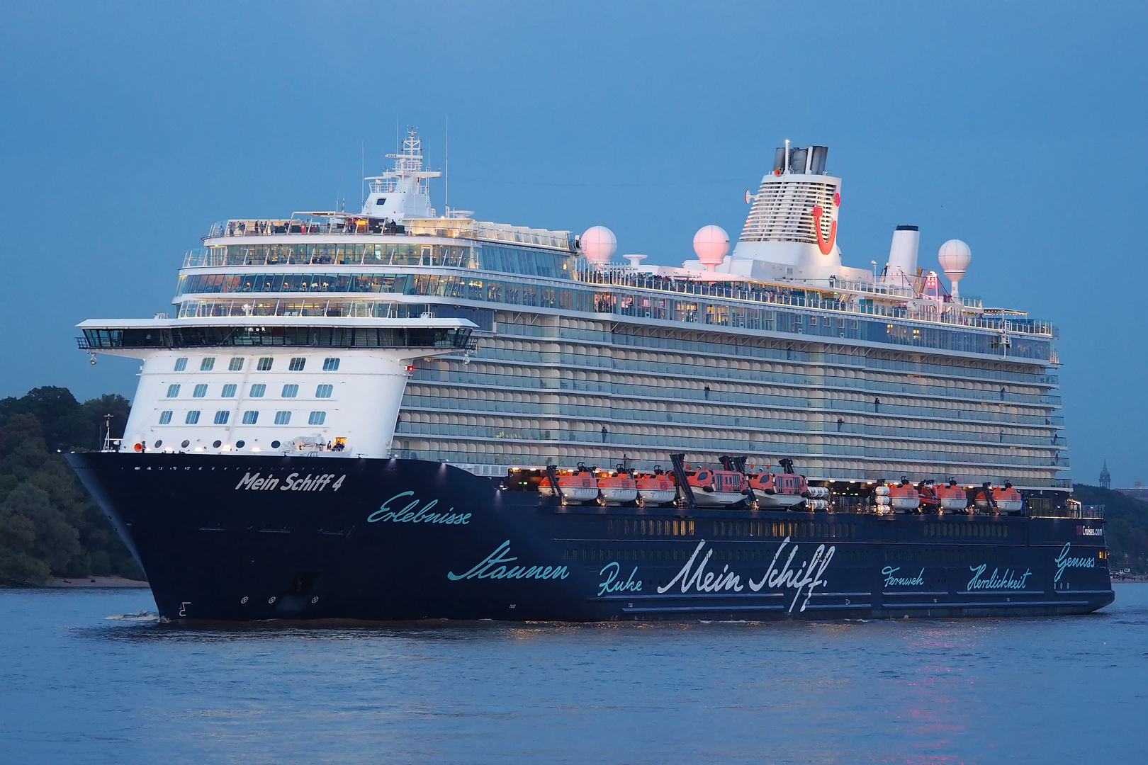 MEIN SCHIFF 4