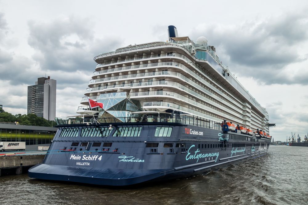 Mein Schiff 4