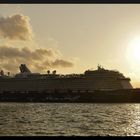 Mein Schiff 4 im Gegenlicht - falsch positioniert ???