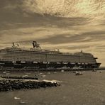 Mein Schiff 4 - Sepia