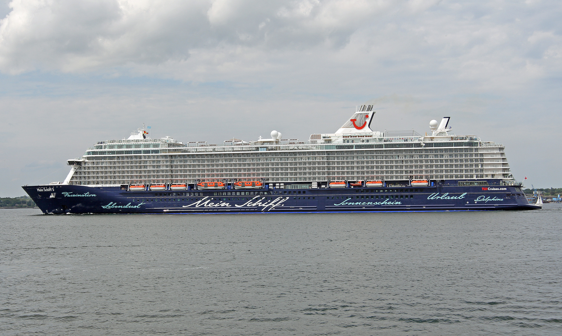 Mein Schiff 5 -2- Foto & Bild | maritim+fluss, maritim ...