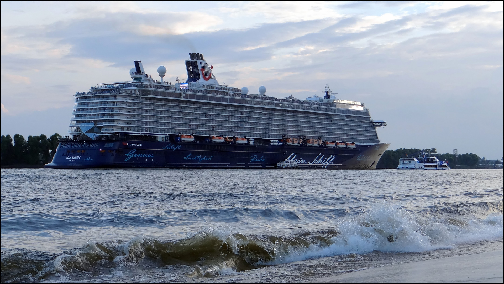 "MEIN SCHIFF 5"