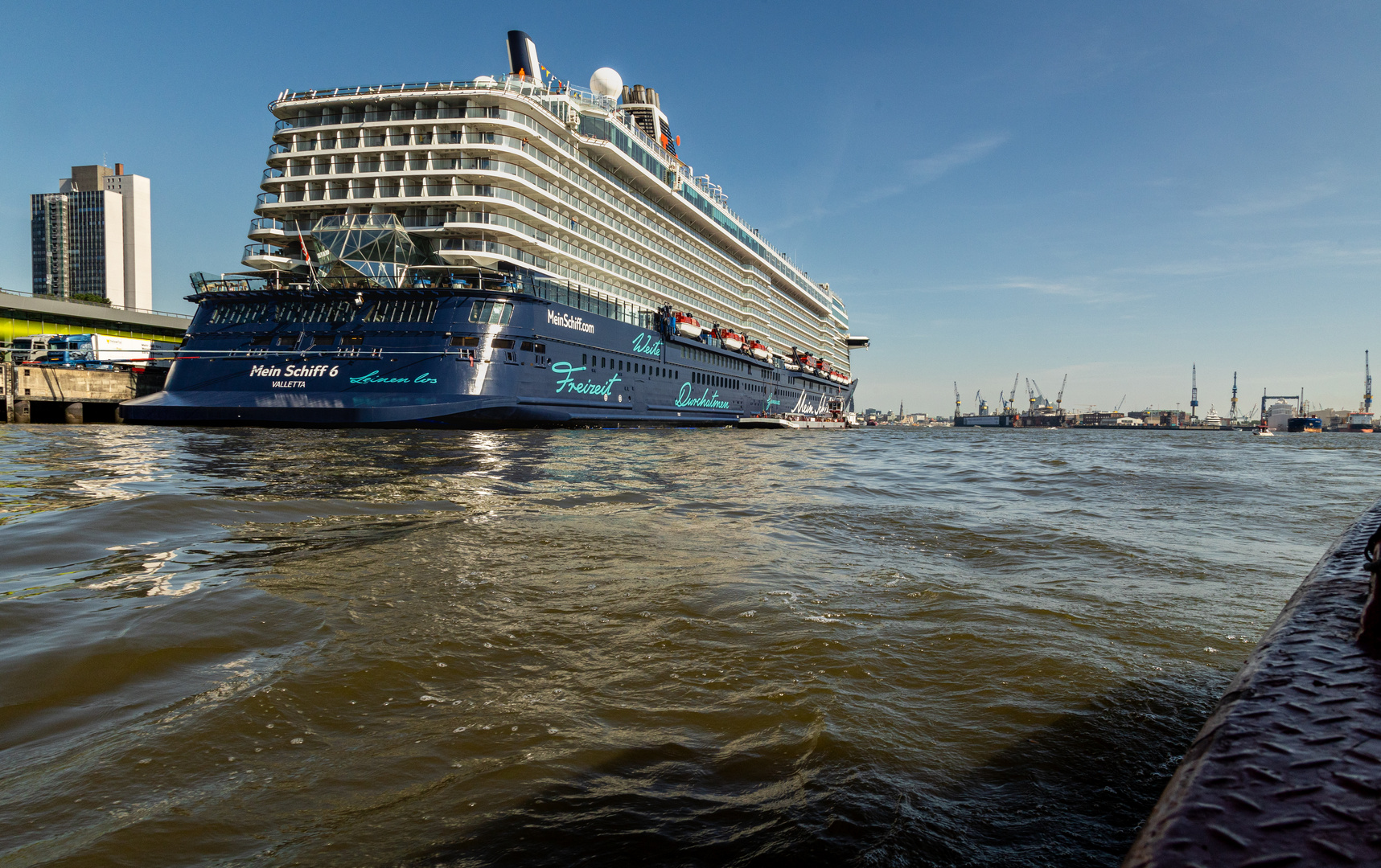 Mein Schiff 6 .....