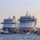 MEIN SCHIFF4 & AIDAbella am Ostseekai in Kiel 