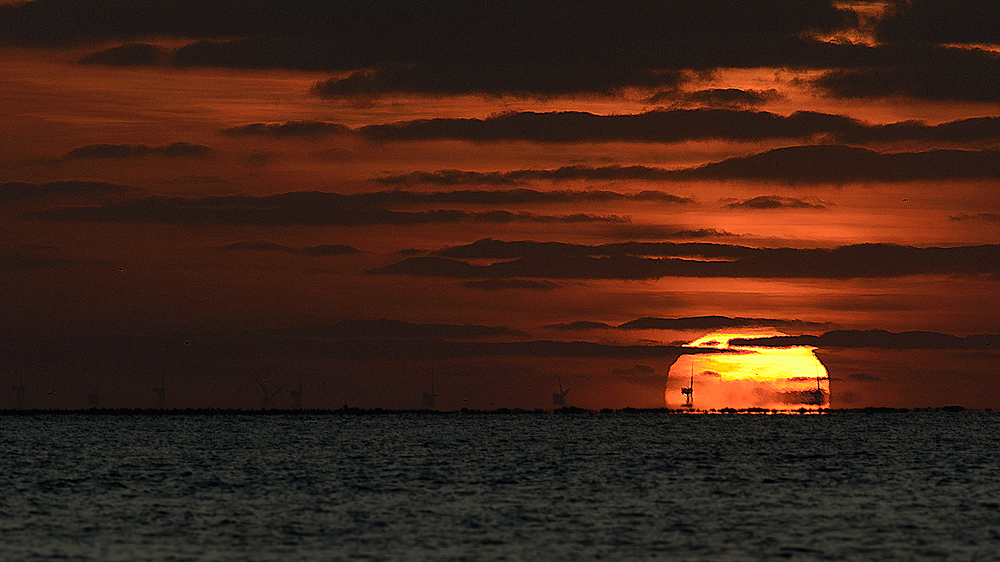 Mein Schonster Sonnenuntergang Zusammen Mit Meinem Nikon 300mm F2 8 Foto Bild Landschaft Meer Strand Brandung Bilder Auf Fotocommunity