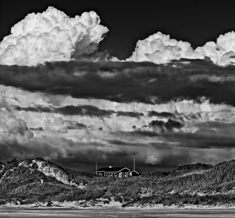 mein strand - mein haus - meine wolken ... schön wär´s ...